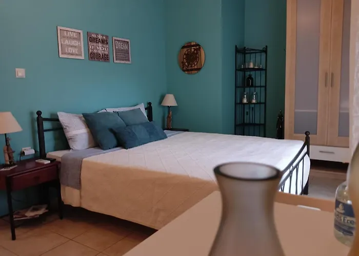Amelie\'S Apartments